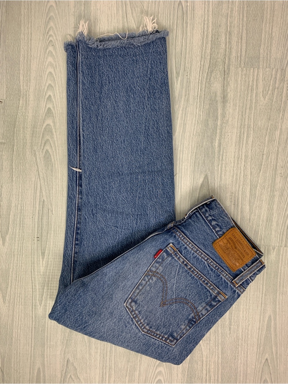 LEVI'S Wedgie Jeans - Picture 6 of 11